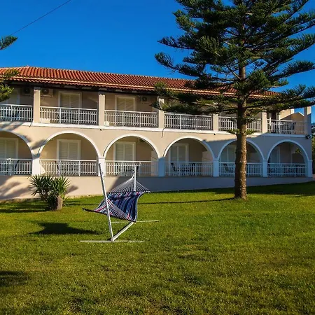 Kondarini's Sea View - Close To The Beach, By Zantewize