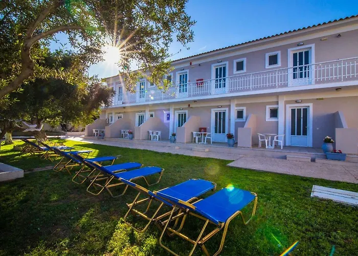 Kondarini's Sea View - Close To The Beach, By Zantewize *