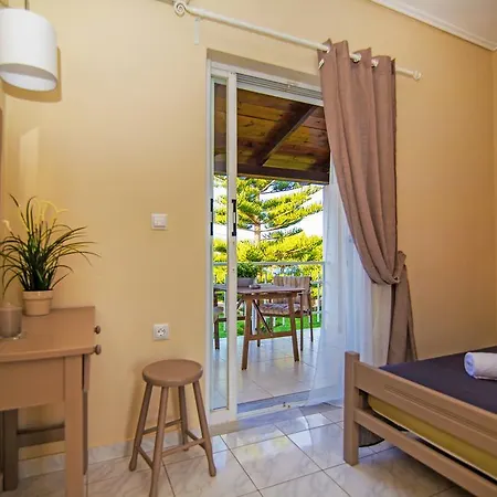 Kondarini's Sea View - Close To The Beach, By Zantewize * Циливи